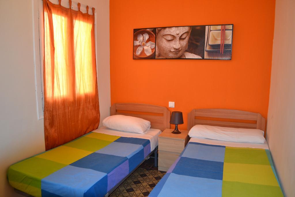 Blue Hostel Barselona Oda fotoğraf