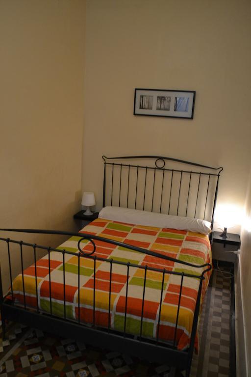 Blue Hostel Barselona Oda fotoğraf